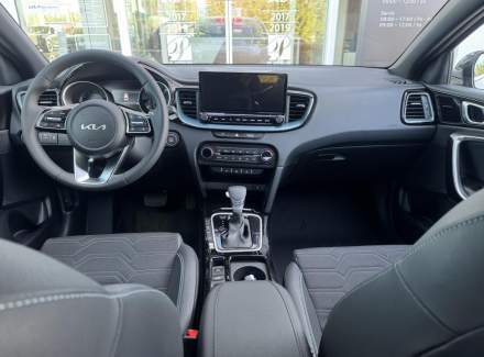 Kia - XCeed