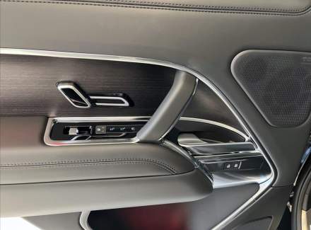 Land Rover - Range Rover