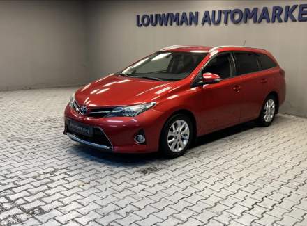 Toyota - Auris