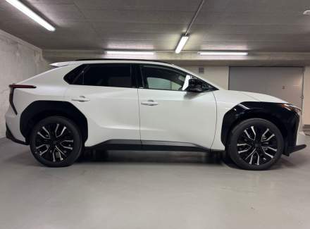 Toyota - bZ4X