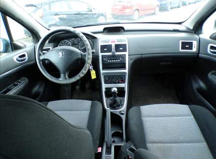 Peugeot - 307