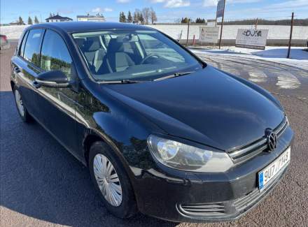 Volkswagen - Golf