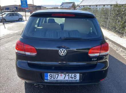 Volkswagen - Golf