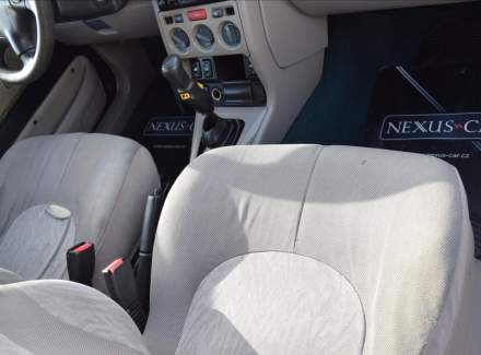 Land Rover - Freelander