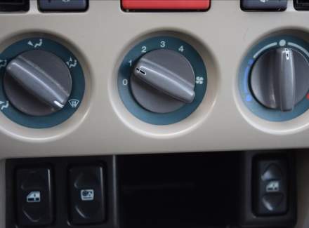 Land Rover - Freelander