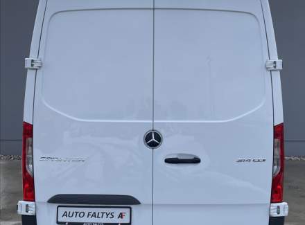 Mercedes-Benz - Sprinter