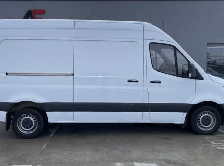 Mercedes-Benz - Sprinter