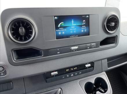 Mercedes-Benz - Sprinter
