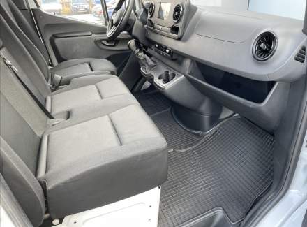 Mercedes-Benz - Sprinter