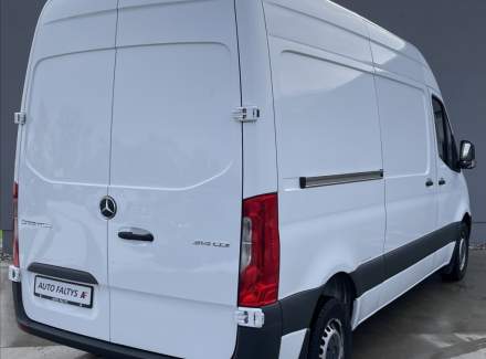 Mercedes-Benz - Sprinter