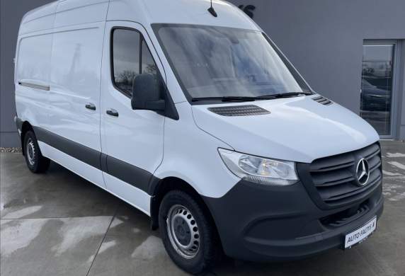 Mercedes-Benz - Sprinter