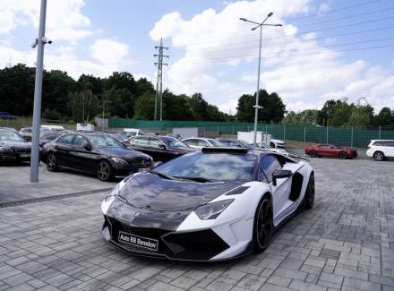 Lamborghini - Aventador