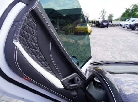 Lamborghini - Aventador