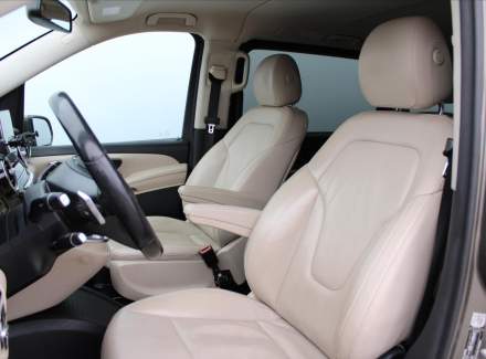 Mercedes-Benz - V-class