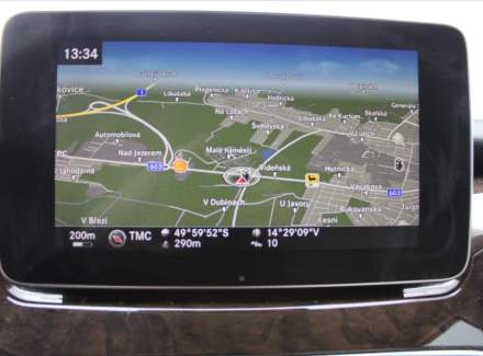 Mercedes-Benz - V-class