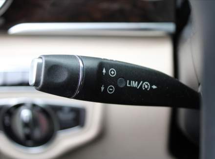 Mercedes-Benz - V-class