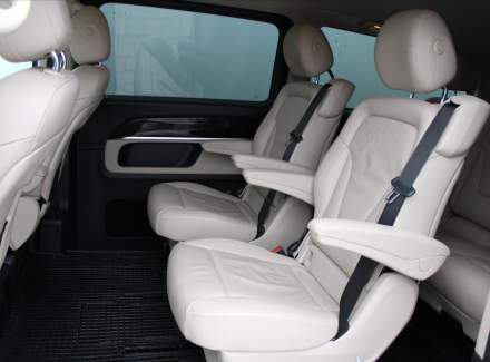 Mercedes-Benz - V-class