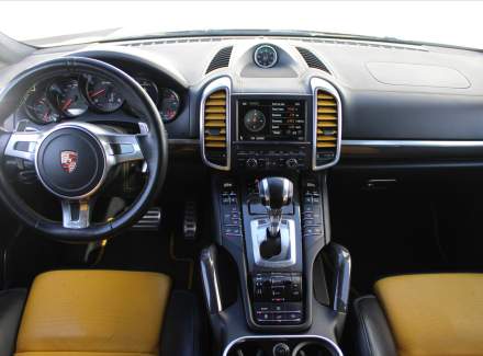 Porsche - Cayenne