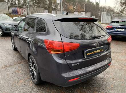 Kia - Cee'd