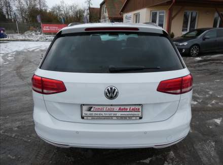Volkswagen - Passat