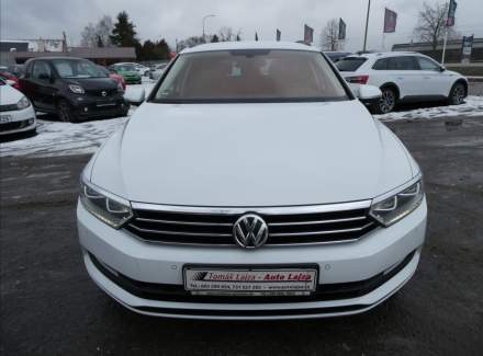Volkswagen - Passat