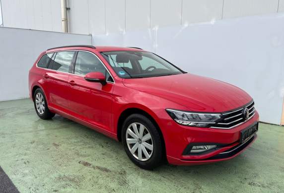 Volkswagen - Passat