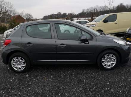 Peugeot - 207