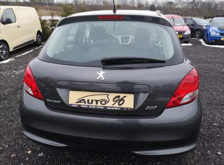 Peugeot - 207
