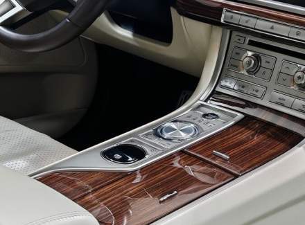 Jaguar - XF