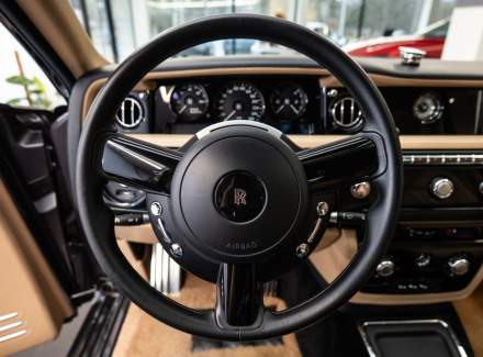 Rolls-Royce - Phantom