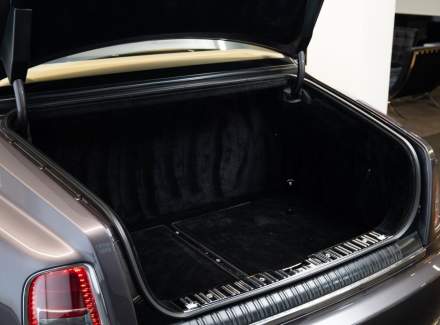 Rolls-Royce - Phantom