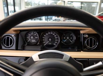 Rolls-Royce - Phantom