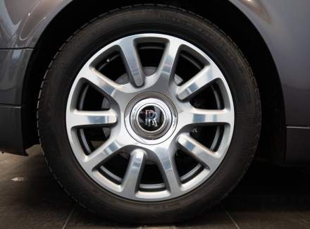 Rolls-Royce - Phantom