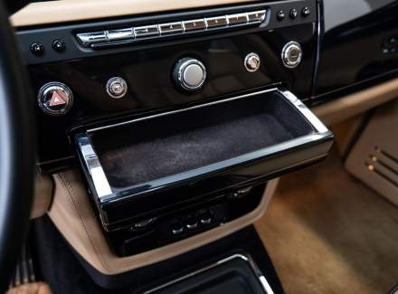 Rolls-Royce - Phantom