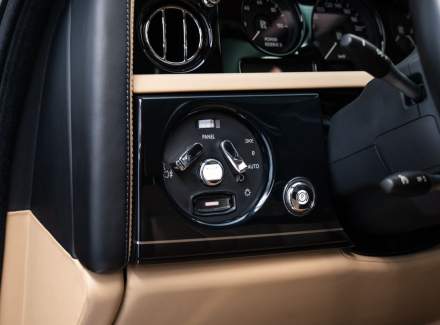 Rolls-Royce - Phantom