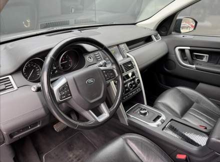 Land Rover - Discovery Sport