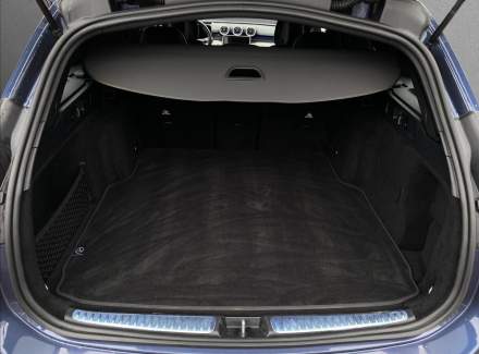 Mercedes-Benz - C-class