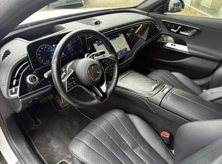 Mercedes-Benz - E-class