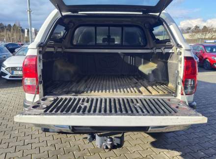 Toyota - Hilux