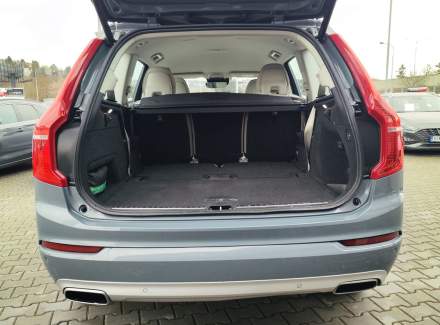 Volvo - XC90