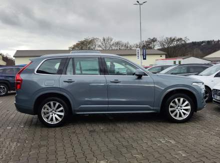 Volvo - XC90
