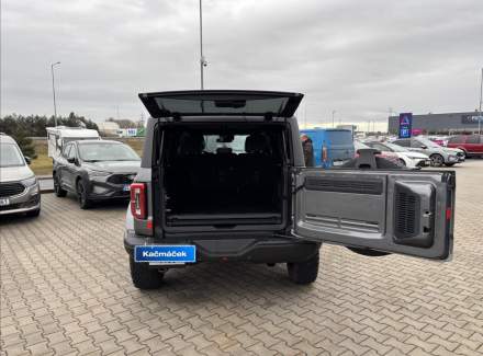 Ford - Bronco