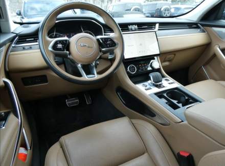 Jaguar - F-Pace