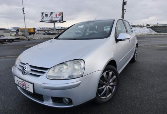 Volkswagen - Golf
