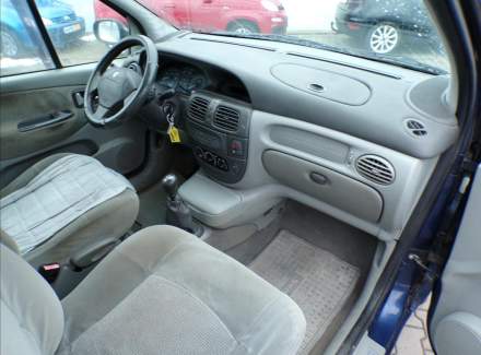 Renault - Scenic