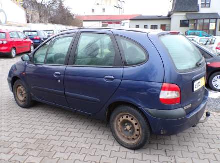 Renault - Scenic