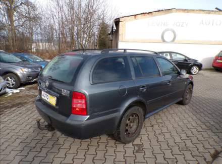 Škoda - Octavia