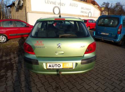 Peugeot - 307
