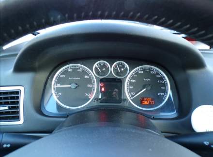 Peugeot - 307