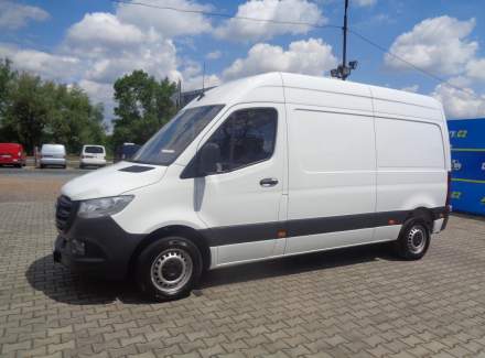 Mercedes-Benz - Sprinter